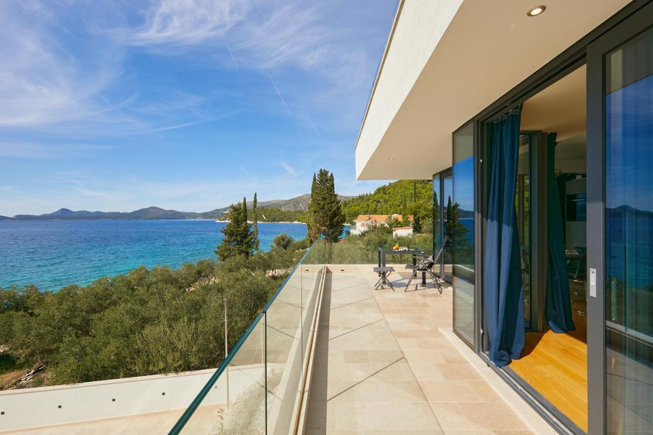 Hedera Estate, Villa Hedera XV スラノ エクステリア 写真