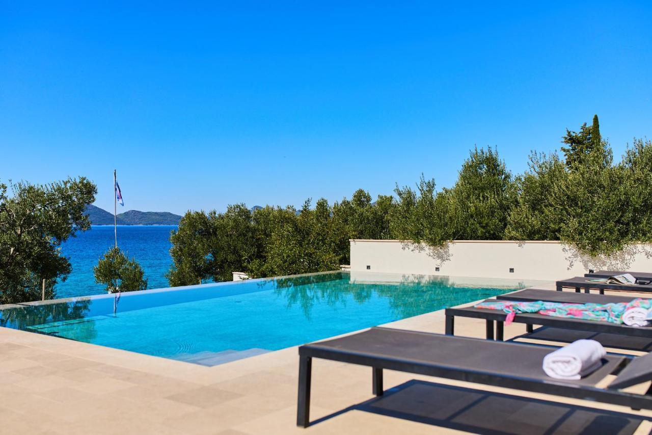Hedera Estate, Villa Hedera XV スラノ エクステリア 写真