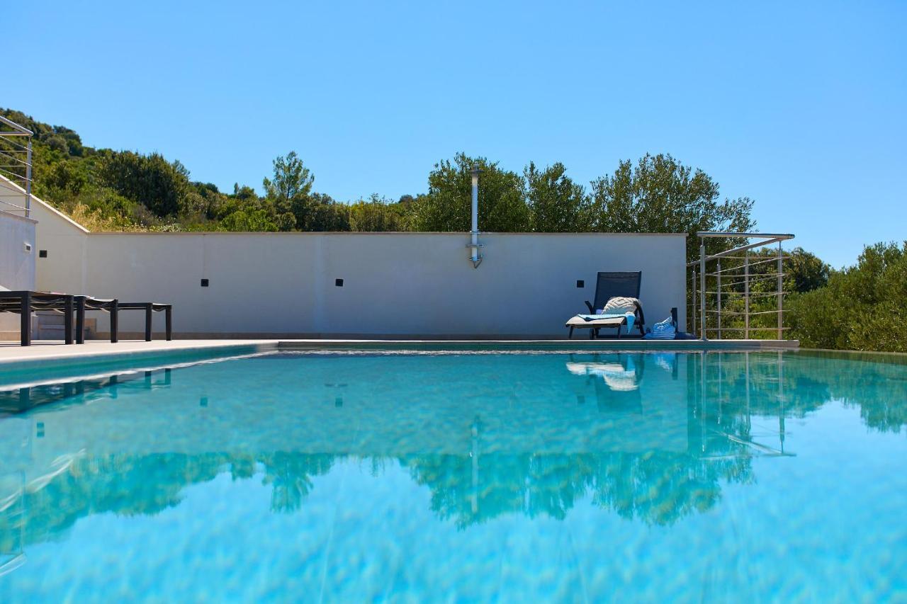 Hedera Estate, Villa Hedera XV スラノ エクステリア 写真