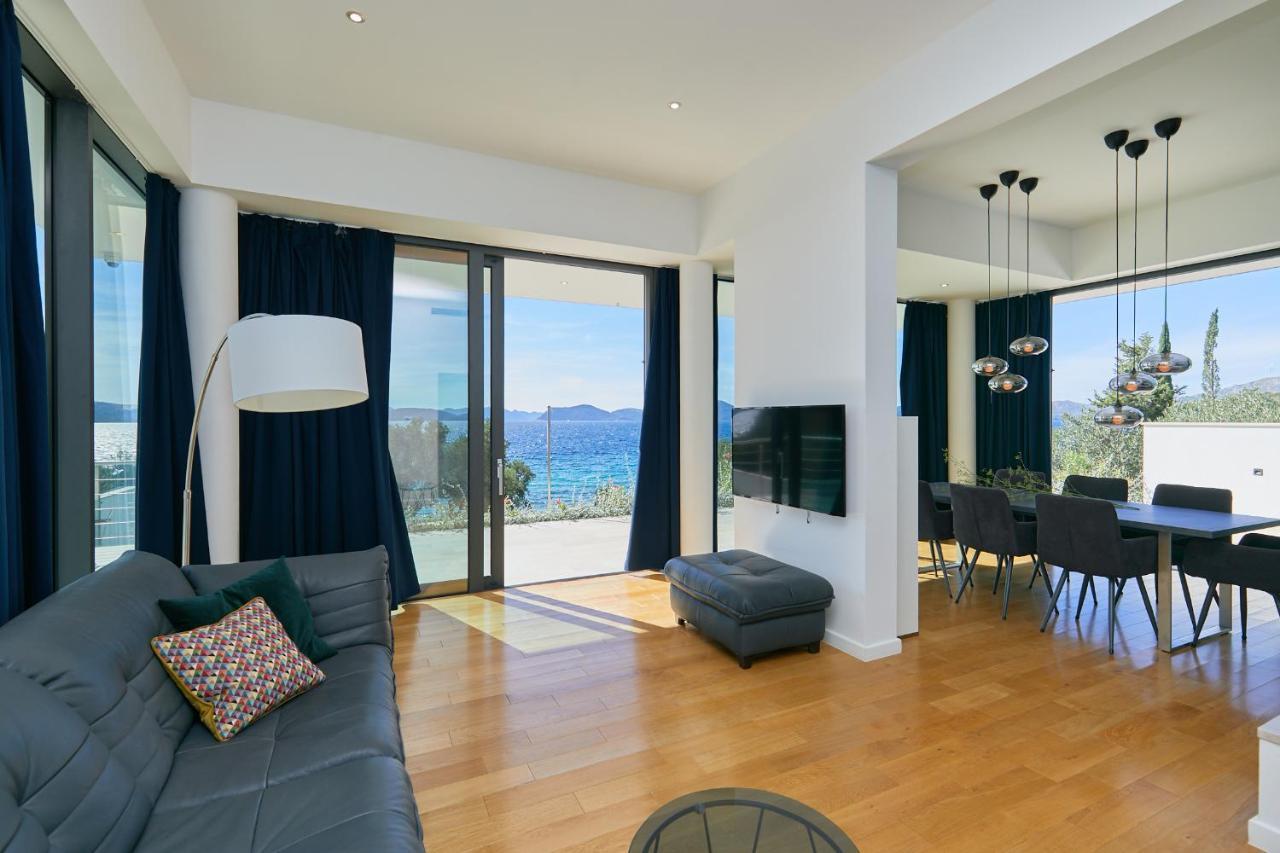 Hedera Estate, Villa Hedera XV スラノ エクステリア 写真