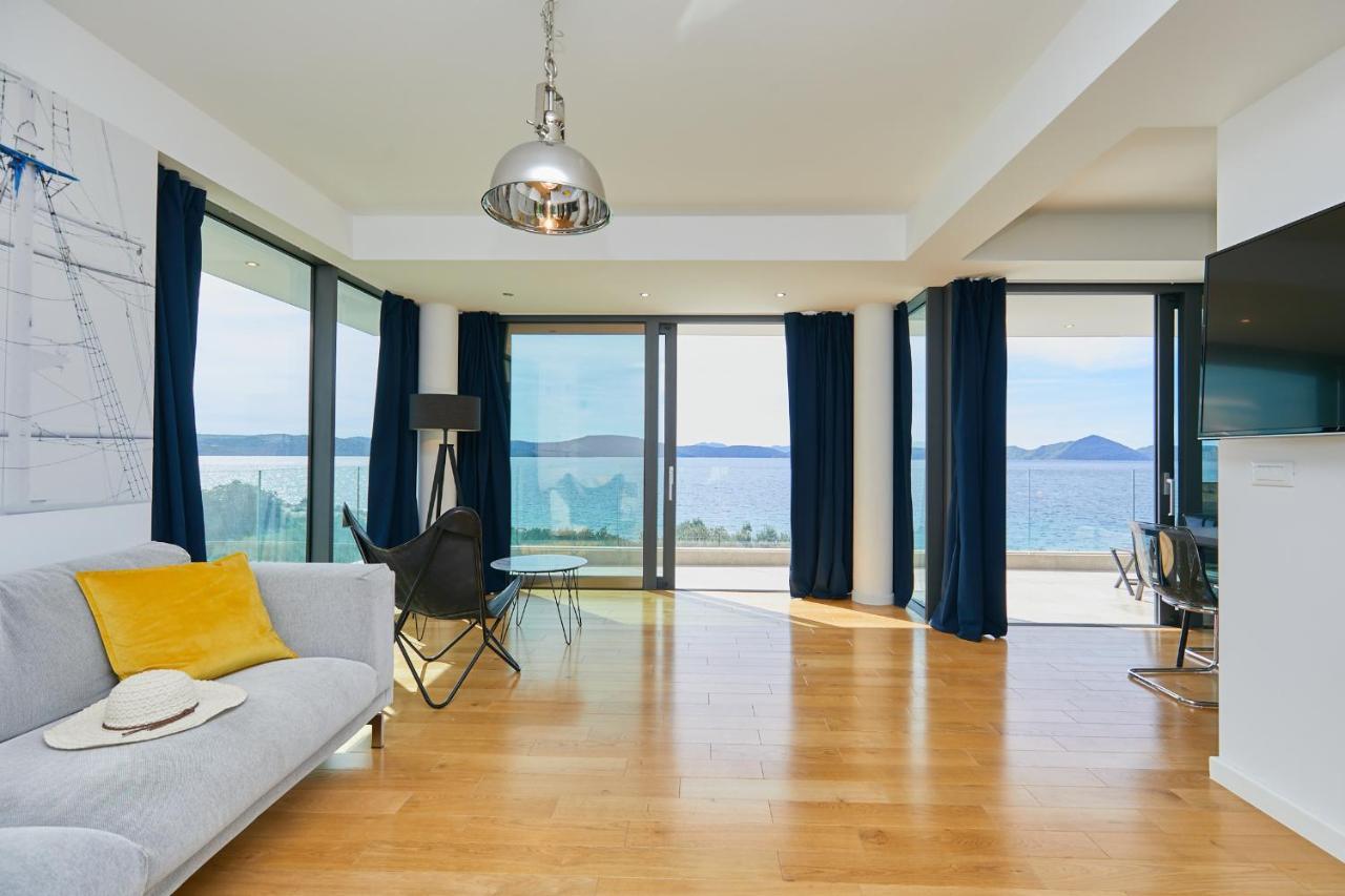 Hedera Estate, Villa Hedera XV スラノ エクステリア 写真